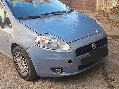 Usata Fiat Grande Punto Dynamic 75 CV (55 kW) 2006 Utilitaria