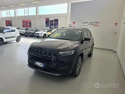 Usata Jeep Compass Summit 131 CV (96 kW) 2024 Nero SUV
