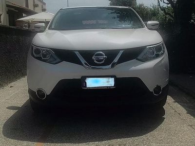 Usata Nissan Qashqai 110 CV (80 kW) 2015 Bianco SUV
