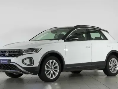 Usata VW T-Roc 110 CV (80 kW) 2023 SUV