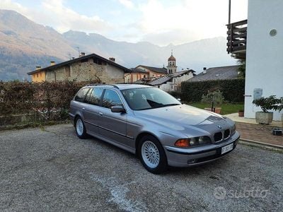 Usata BMW 525 143 CV (105 kW) 1997 Grigio Station wagon