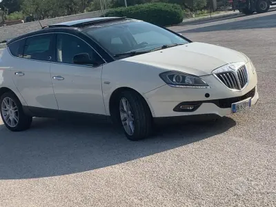 Usata Lancia Delta 120 CV (88 kW) 2008 Utilitaria