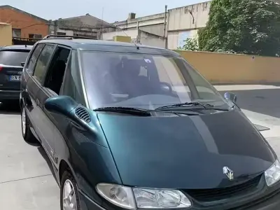 Usata Renault Espace Initiale 129 CV (94 kW) 2001 Verde Monovolume