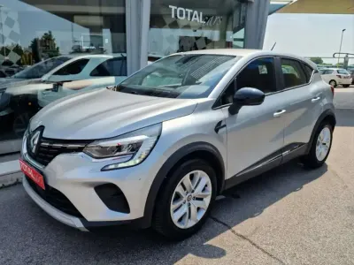 Usata Renault Captur Zen 101 CV (74 kW) 2020 Argento metallizzato SUV
