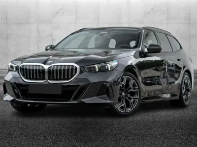 Usata BMW 520 M Sport 197 CV (144 kW) 2025 Grigio Station wagon