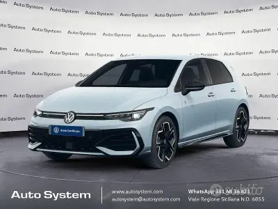 Nuova VW Golf VIII R-line Plus 150 CV (110 kW) 2026 Blu Berlina