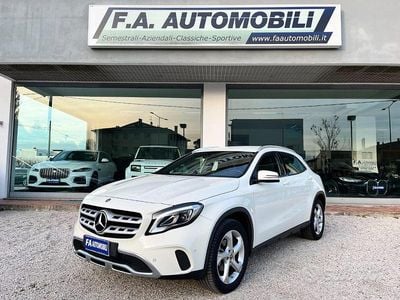 Usata Mercedes GLA180 109 CV (80 kW) 2017 Bianco SUV