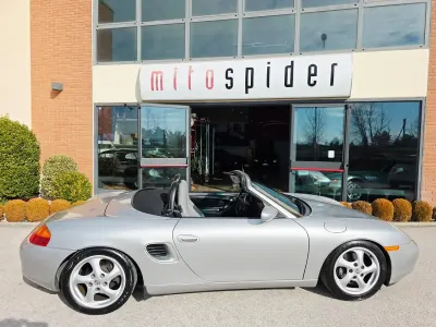 Usata Porsche Boxster 204 CV (150 kW) 1998 Grigio Cabrio