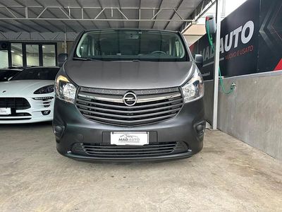 Nero Usata 2015 Opel Vivaro S Monovolume | 15.900 € (Buon prezzo)