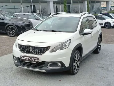 Usata Peugeot 2008 Allure 99 CV (72 kW) 2017 Bianco SUV
