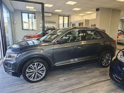 Usata VW T-Roc Advance 150 CV (110 kW) 2018 Grigio SUV