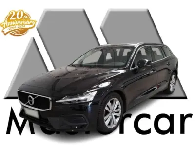Usata Volvo V60 Business Edition 150 CV (110 kW) 2020 Nero Station wagon