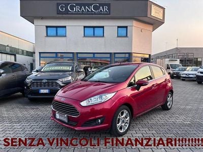 Usata Ford Fiesta Business Edition 101 CV (74 kW) 2015 Rosso Berlina