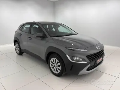 Usata Hyundai Kona 120 CV (88 kW) 2022 Grigio SUV