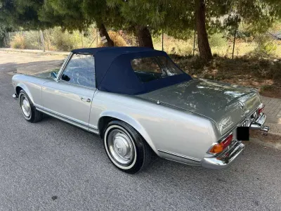 Usata Mercedes 230 150 CV (110 kW) 1966 Argento Cabrio