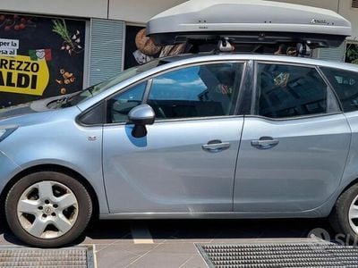 Usata Opel Meriva 120 CV (88 kW) 2014 Grigio Monovolume