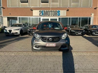 Begagnad Smart ForFour Edition #1 71 HK (52 kW) 2015 Grå Halvkombi