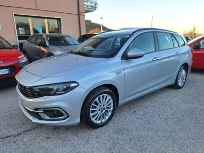 Occasion Fiat Tipo Life 131 ch (96 kW) 2021 Gris Break