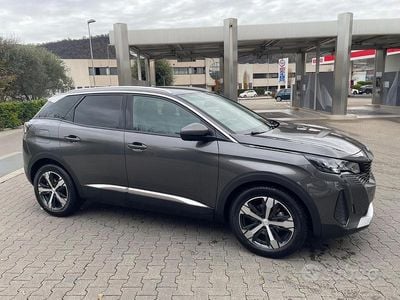 Usata Peugeot 3008 Allure 131 CV (96 kW) 2022 Grigio SUV