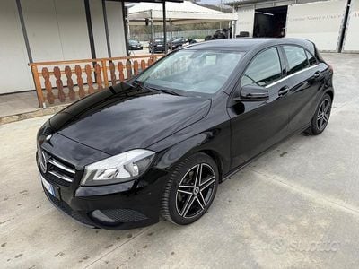 Usata Mercedes A180 109 CV (80 kW) 2014 Nero Berlina