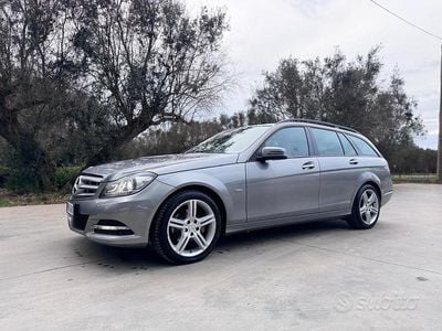 Usata Mercedes C200 136 CV (100 kW) 2012 Grigio Station wagon