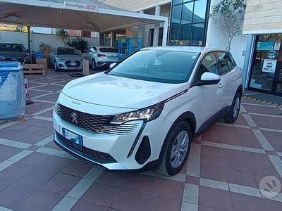 Usata Peugeot 3008 Active 130 CV (95 kW) 2021 Bianco SUV