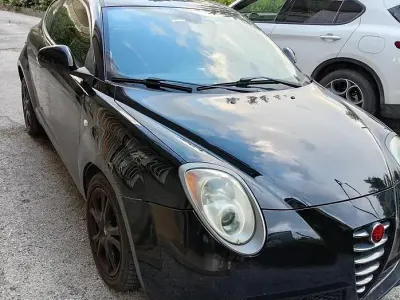 Usata Alfa Romeo MiTo 95 CV (69 kW) 2012 Nero Utilitaria