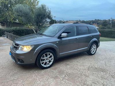 Usata Fiat Freemont Lounge 170 CV (125 kW) 2012 Grigio SUV