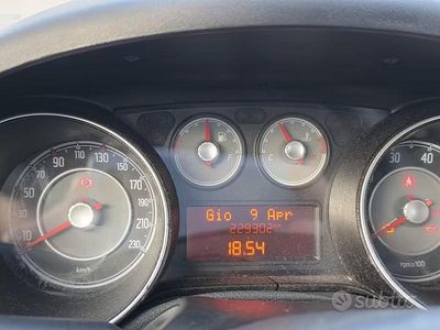 Occasion Fiat Punto Evo 75 ch (55 kW) 2011 Noir Citadine