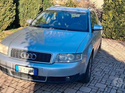 Usata Audi A4 131 CV (96 kW) 2003 Grigio Station wagon