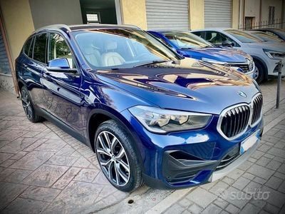 Usado BMW X1 Sport Line 190 HP (139 kW) 2020 Azul SUV