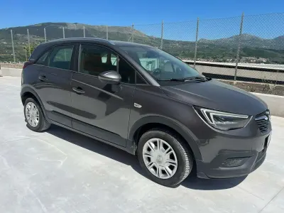 Usata Opel Crossland X S 102 CV (75 kW) 2019 Grigio SUV