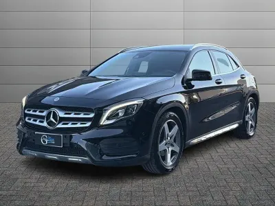Usata Mercedes GLA180 Premium 122 CV (89 kW) 2020 Nero SUV