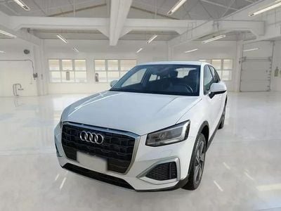 Usata Audi Q2 Business 116 CV (85 kW) 2024 Bianco SUV