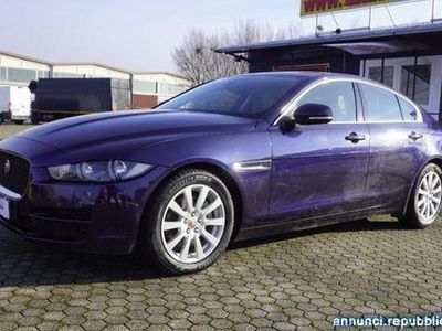 usata Jaguar XF 2.0 D 132kW 180 CV Cambio Automatico Castelletto di Branduzzo