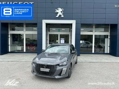 Usata Peugeot 208 Allure 101 CV (74 kW) 2025 Grigio selenium Utilitaria