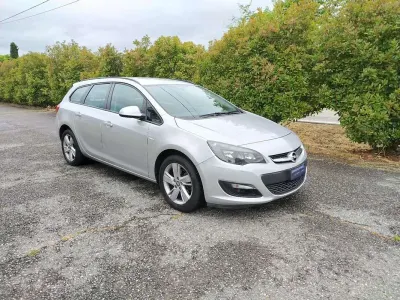 Usata Opel Astra Cosmo 110 CV (80 kW) 2013 Station wagon