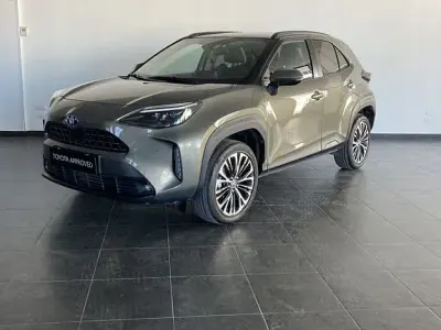 Usata Toyota Yaris Cross Lounge 116 CV (85 kW) 2023 Verde SUV