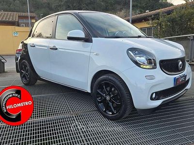 Usata Smart ForFour 71 CV (52 kW) 2015 Bianco Utilitaria