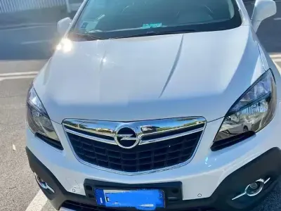 Usata Opel Mokka Cosmo 131 CV (96 kW) 2015 Bianco SUV