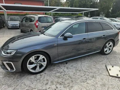 Usata Audi A4 S-Line 204 CV (150 kW) 2022 Antracite pastello Station wagon
