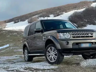 Usata Land Rover Discovery 4 HSE 245 CV (180 kW) 2011 Marrone SUV