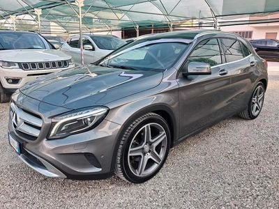Usata Mercedes GLA200 136 CV (100 kW) 2015 Grigio SUV