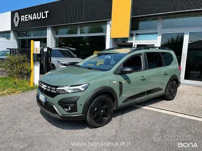 Usata Dacia Jogger Extreme 141 CV (103 kW) 2023 Verde Monovolume