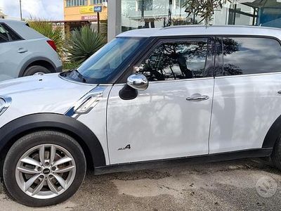 Usata Mini Cooper D Countryman Business 111 CV (81 kW) 2014 Bianco SUV