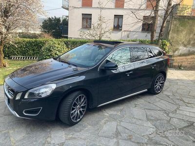 usata Volvo V60 2.0 d3 Summum geartronic