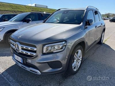 Usata Mercedes GLB180 Business 116 CV (85 kW) 2021 Grigio SUV