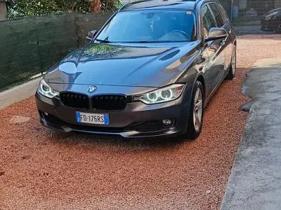 Usata BMW 318 143 CV (105 kW) 2013 Grigio Station wagon