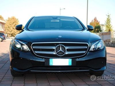 Usata Mercedes E200 Executive 150 CV (110 kW) 2017 Nero Berlina