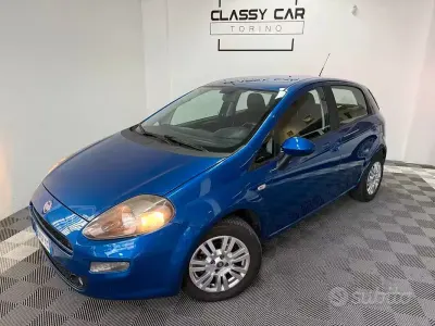 Gebraucht Fiat Punto Lounge 77 PS (56 kW) 2013 Blau Kleinwagen